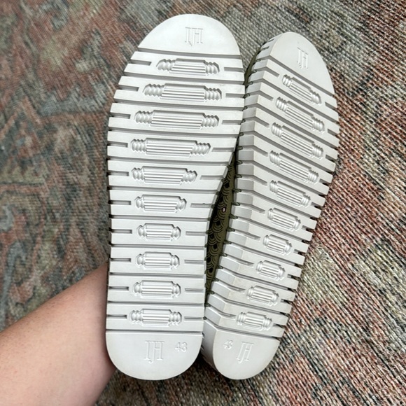 ILSE JACOBSEN HORNBÆK Women's Tulip 139 Flat In Army - Picture 10 of 11